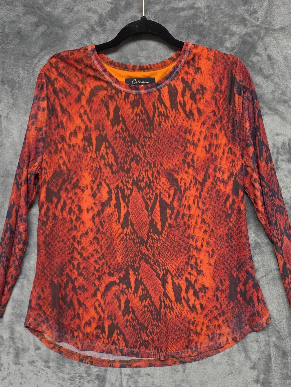 Calessa Orange & Red Snake-Print Long Sleeve Tee sz Medium